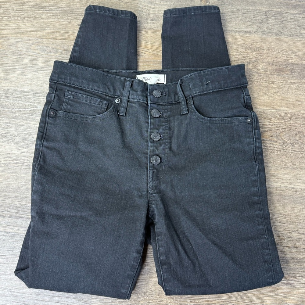 Madewell Women’s Black 9” Mid Rise Skinny Button-Fly Jeans, size 28